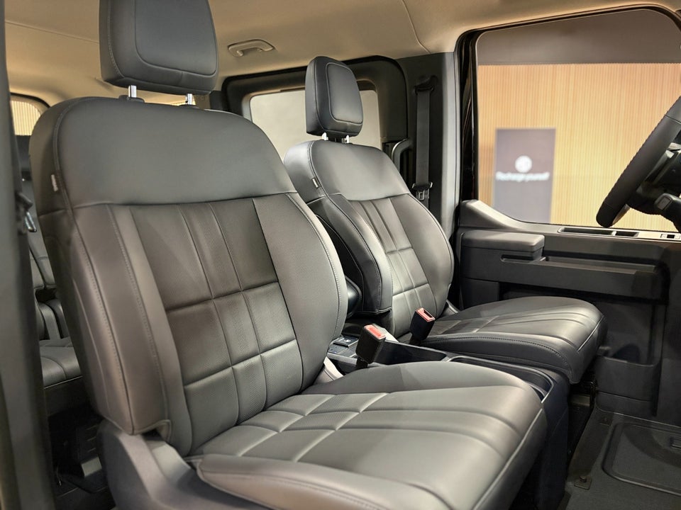 Kia PV5 51 Standard Range Access 5d