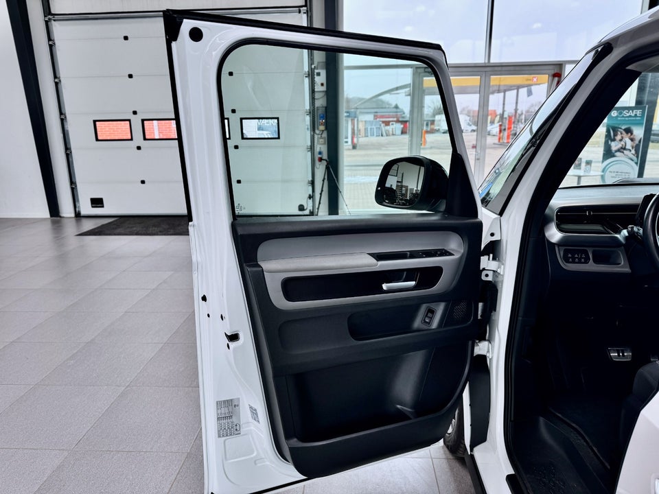 VW ID.Buzz 77 Pro SWB 5d