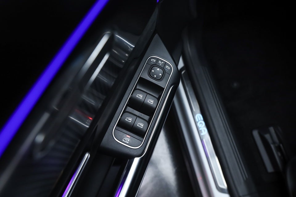 Mercedes EQA350 AMG Line 4Matic 5d