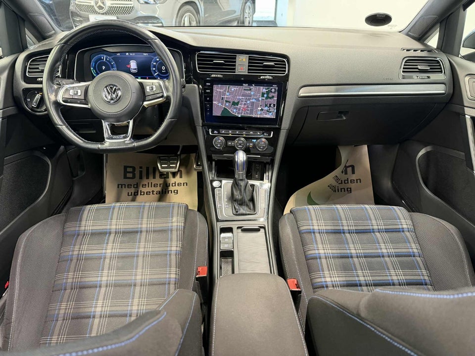 VW Golf VII 1,4 GTE DSG 5d