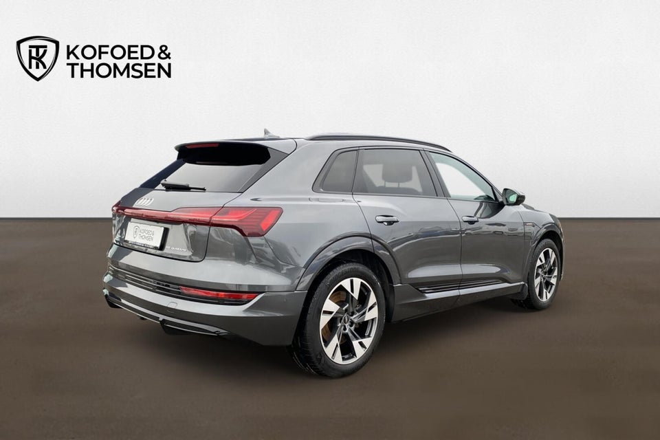 Audi e-tron 55 S-line quattro 5d