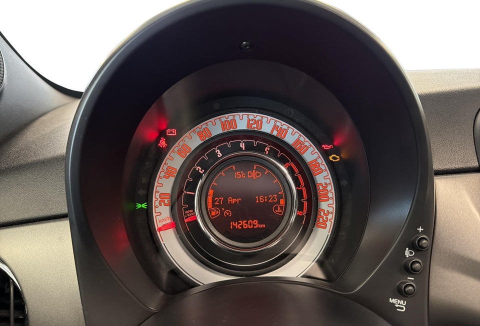 Fiat 500C 0,9 TwinAir 80 Lounge 2d