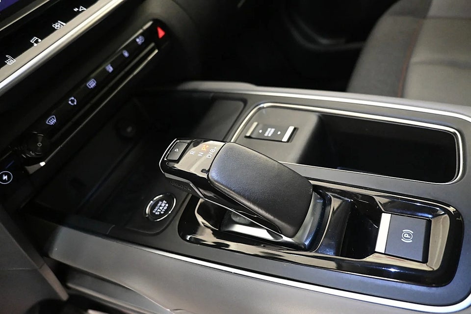 Citroën C5 Aircross 1,6 Hybrid Shine Sport EAT8 5d