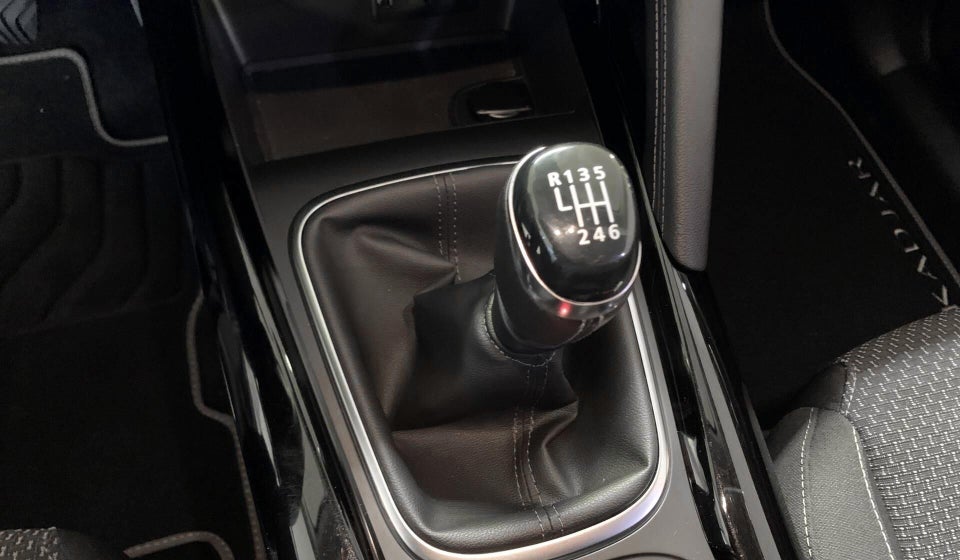 Renault Kadjar 1,3 TCe 140 Zen 5d