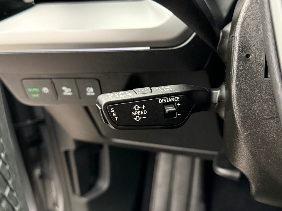 Audi Q4 e-tron 40 Advanced 5d