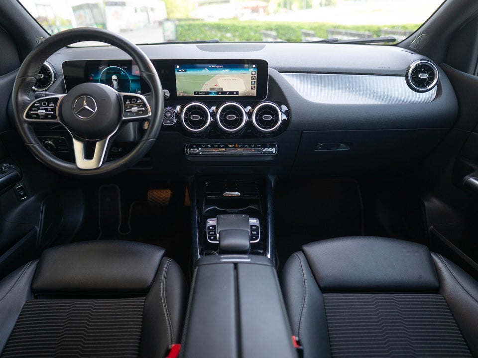 Mercedes B200 d 2,0 Progressive aut. 5d