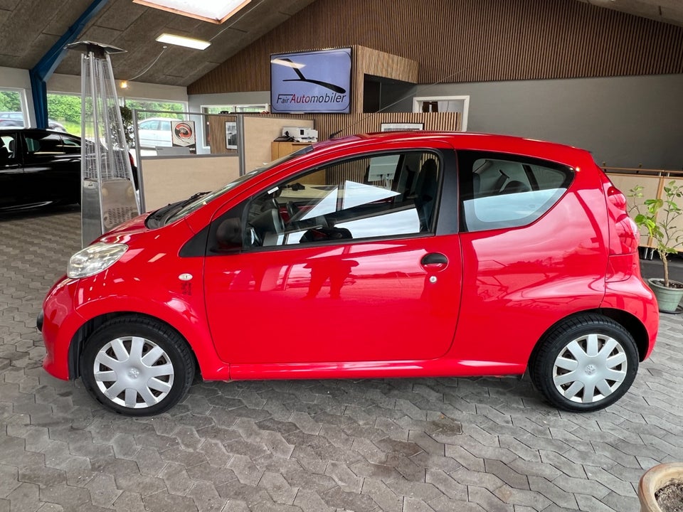 Peugeot 107 1,0 Urban 3d