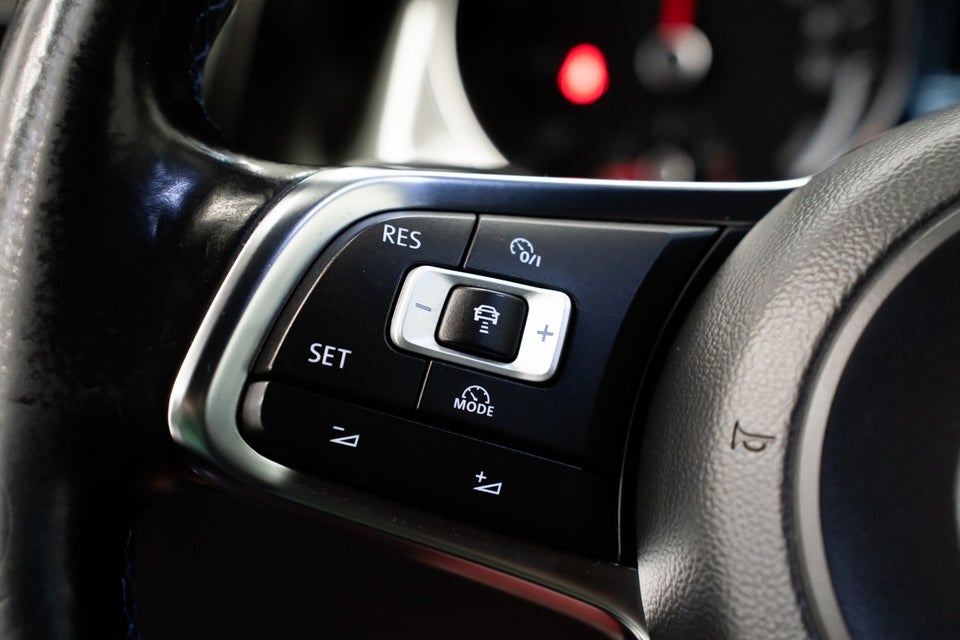 VW Golf VII 1,4 GTE DSG 5d