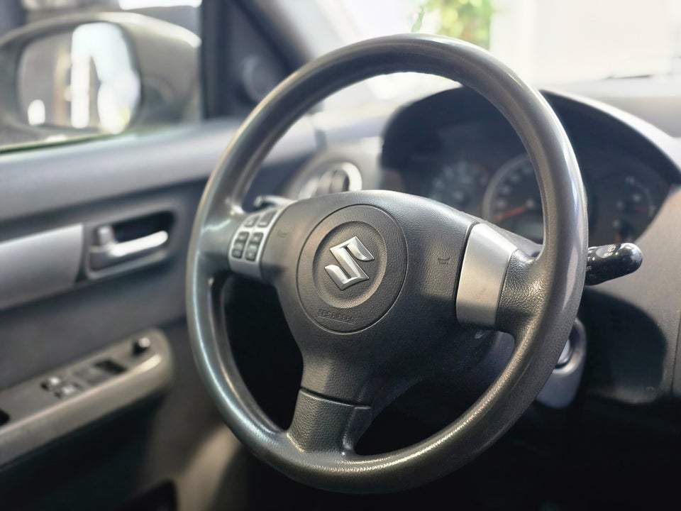 Suzuki Swift 1,3 GL-A aut. 3d