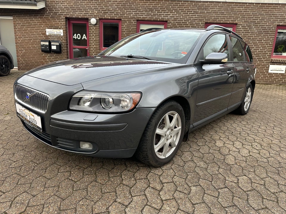 Volvo V50 2,4i Summum aut. 5d