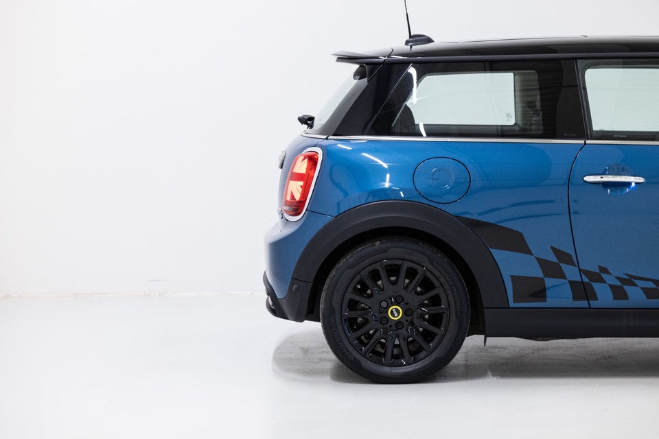 MINI Cooper SE Edition Premium Plus 3d