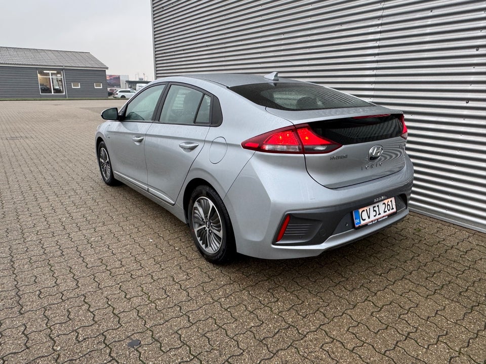 Hyundai Ioniq 1,6 PHEV Trend DCT 5d