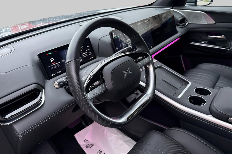 Xpeng G9 Standard Range 5d