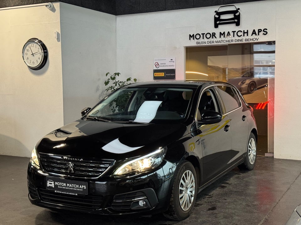 Peugeot 308 1,6 BlueHDi 120 Allure Sky 5d