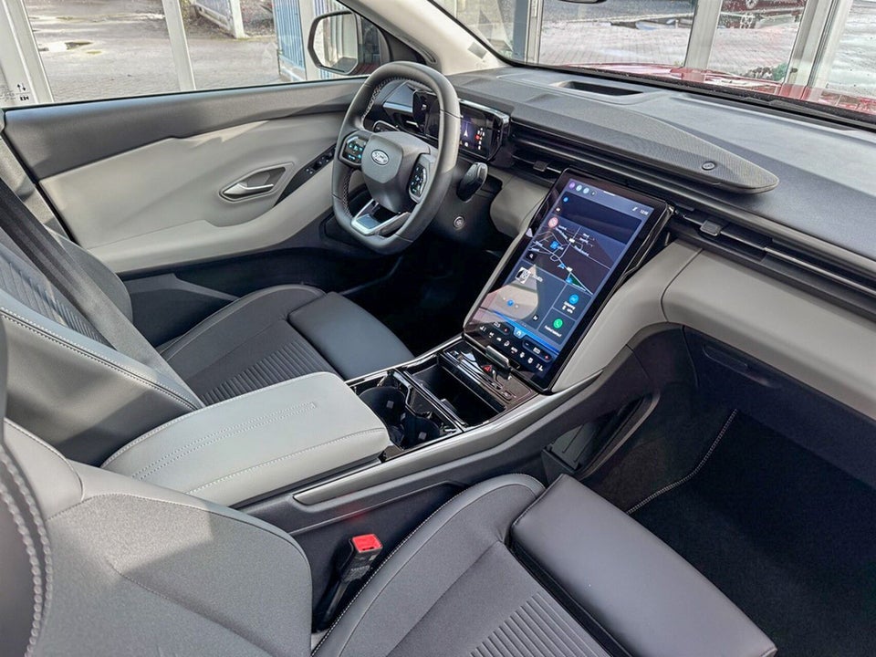 Ford Explorer 84 Select Extended Range AWD 5d