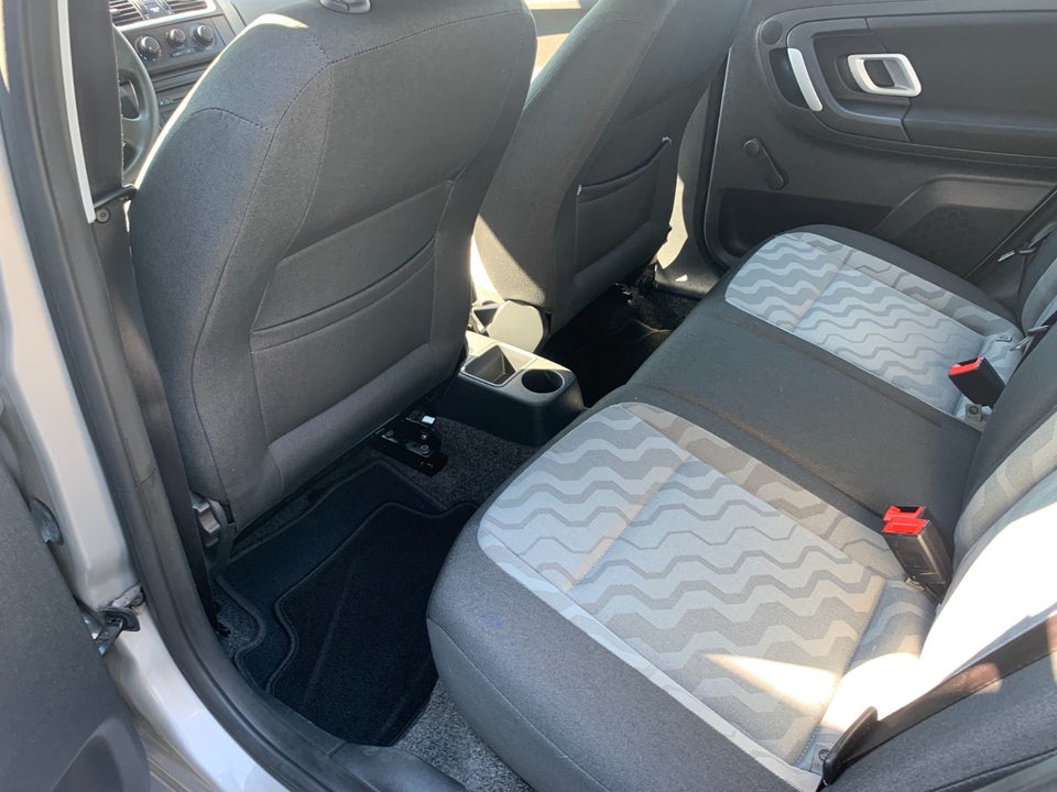 Skoda Fabia 1,2 12V Ambiente Combi 5d