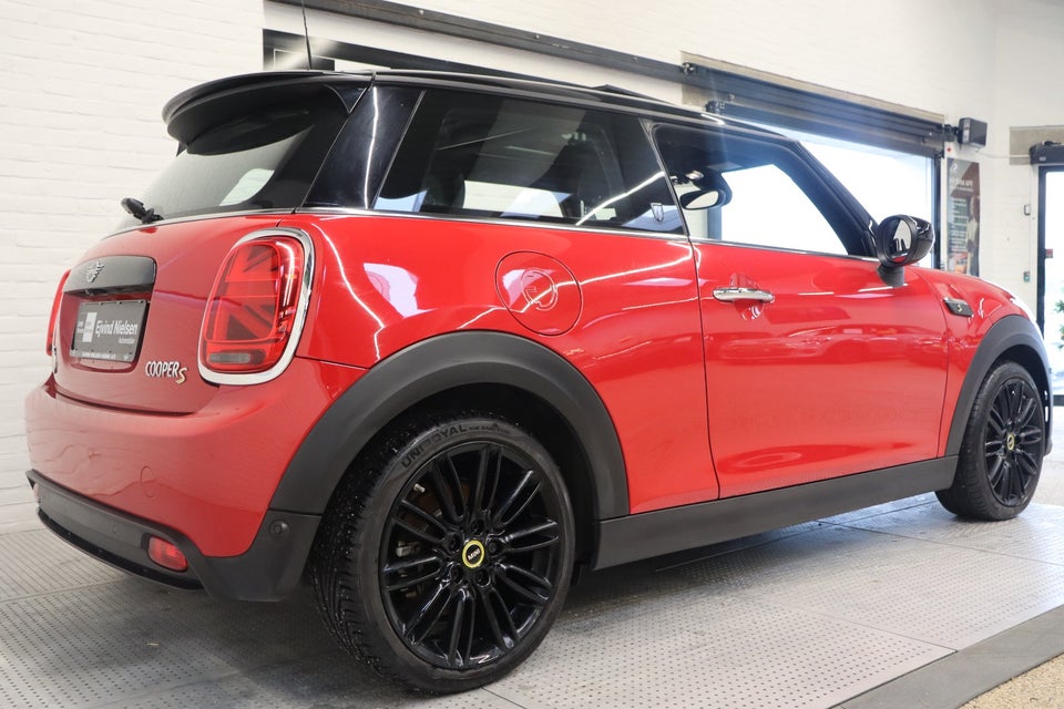 MINI Cooper SE Yours Trim 3d