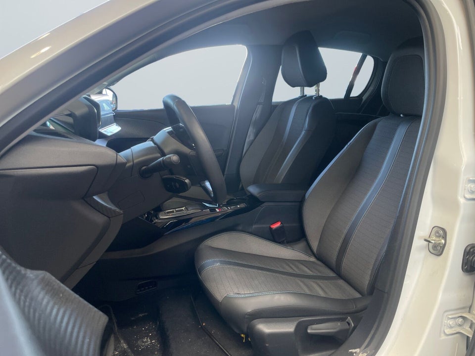 Peugeot e-208 50 Allure Pack 5d