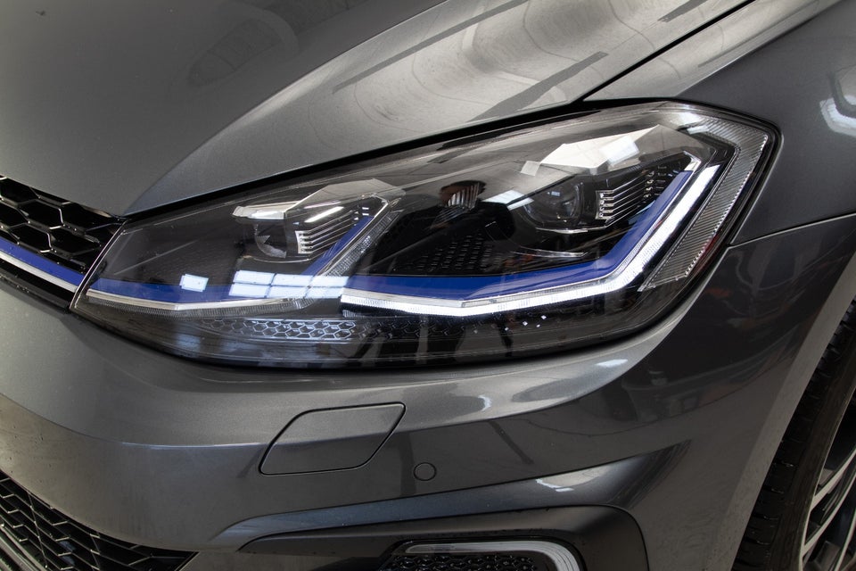 VW Golf VII 1,4 GTE DSG 5d