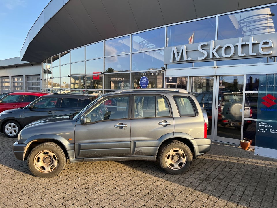 Suzuki Grand Vitara 2,0 Active Van 5d