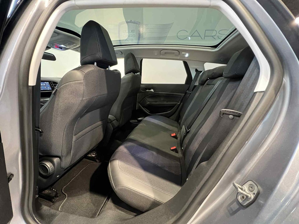 Peugeot 308 1,6 BlueHDi 120 Allure Sky SW 5d