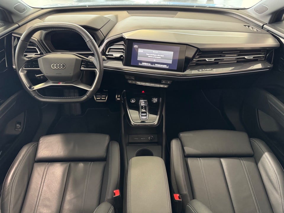 Audi Q4 e-tron 40 S-line 5d