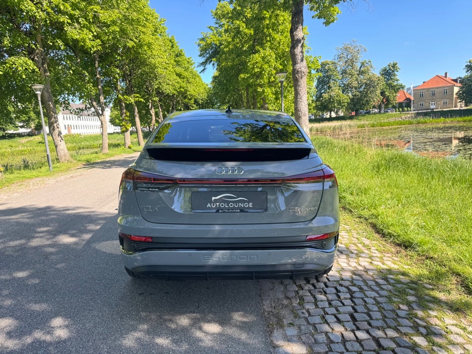 Audi Q4 e-tron 35 S-line Sportback 5d