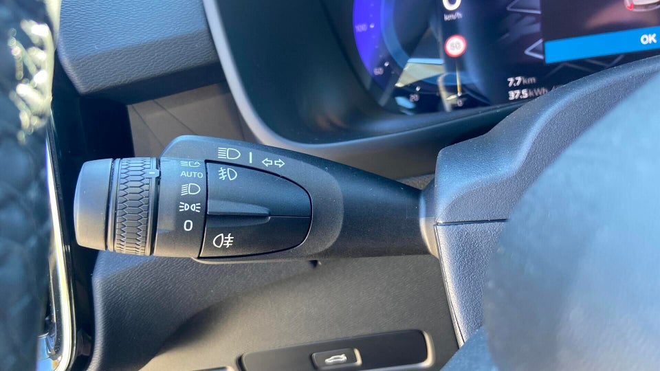 Volvo EX40 Twin Performance Plus 5d