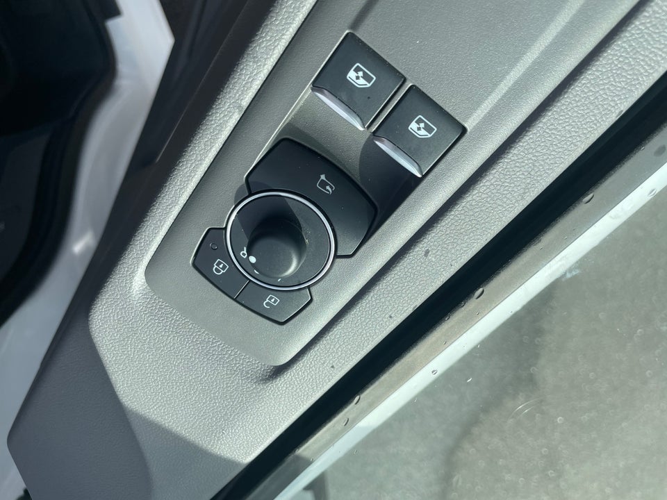 VW Transporter 2,0 TDi 150 Comfort Kassevogn aut. LWB