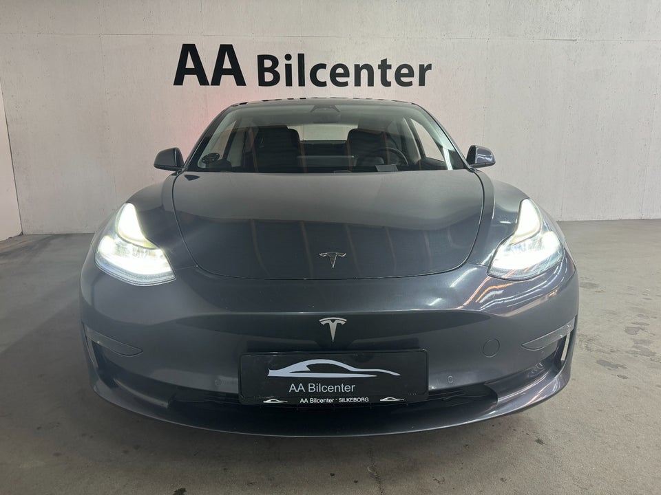 Tesla Model 3 Long Range AWD 4d