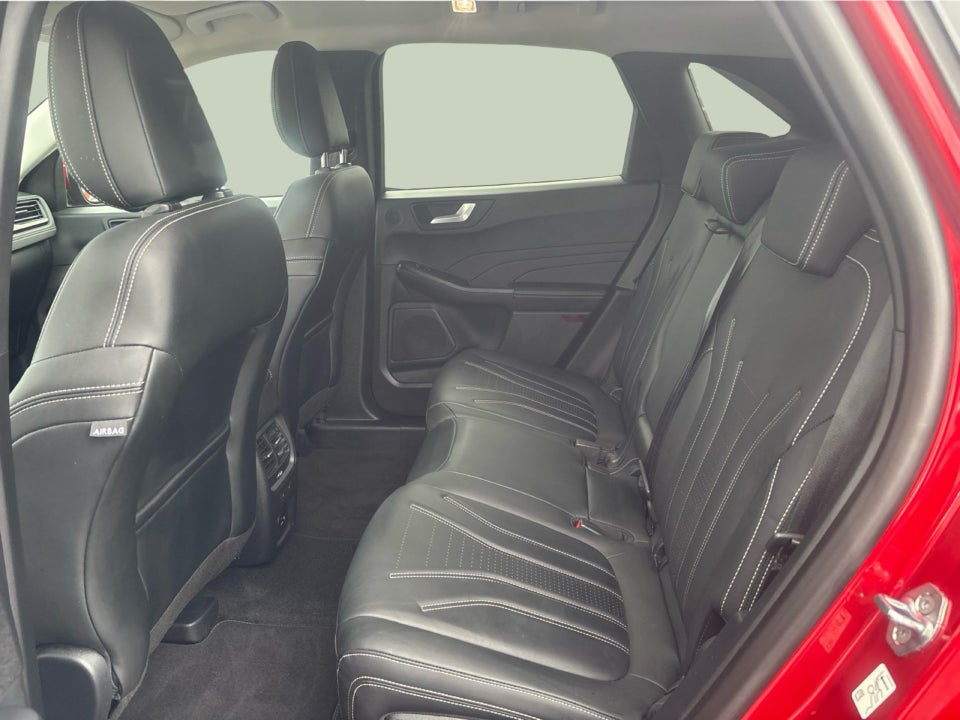 Ford Kuga 2,5 PHEV Vignale CVT 5d