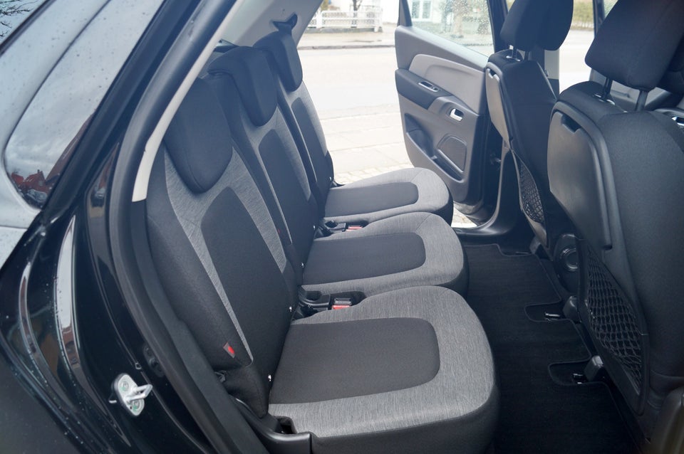 Citroën C4 Picasso 1,6 BlueHDi 120 Iconic EAT6 5d