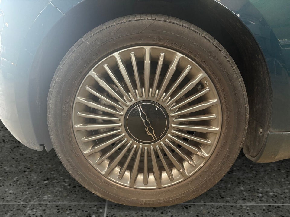Fiat 500e 42 Icon 3d