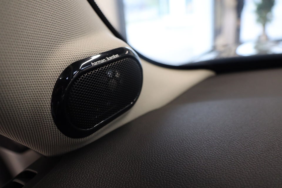 MINI Cooper SE Edition Premium Plus 3d