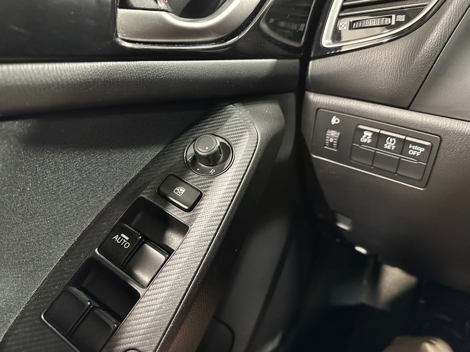 Mazda 3 1,5 SkyActiv-G 100 Vision 5d