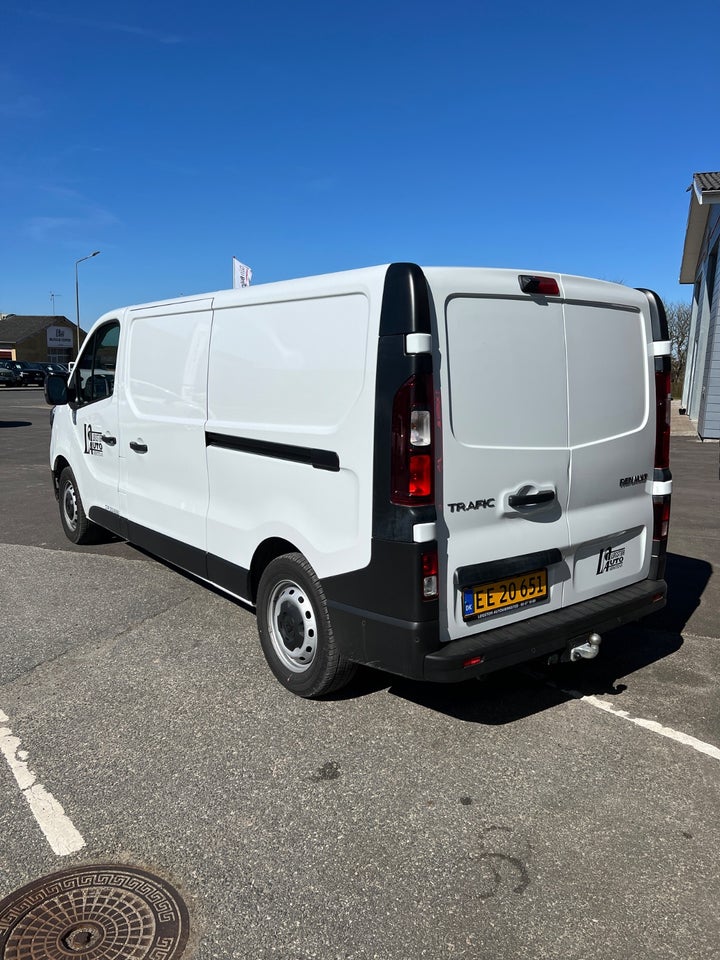 Renault Trafic 2,0 dCi 130 L2H1