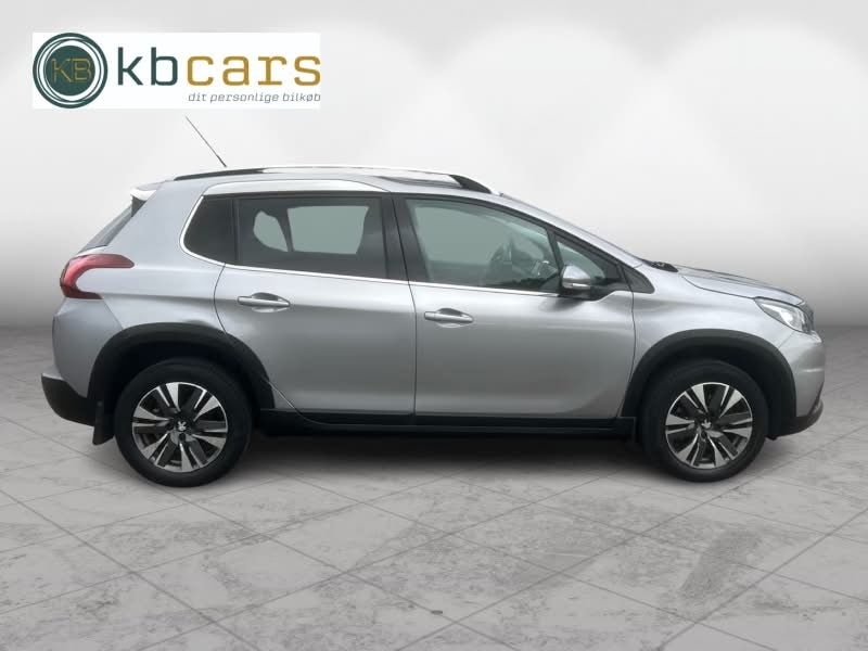 Peugeot 2008 1,2 e-THP 110 Allure Sky EAT6 5d