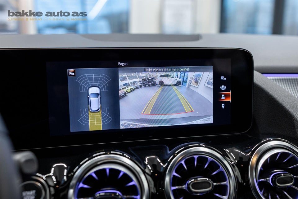 Mercedes EQA300 Progressive 4Matic 5d