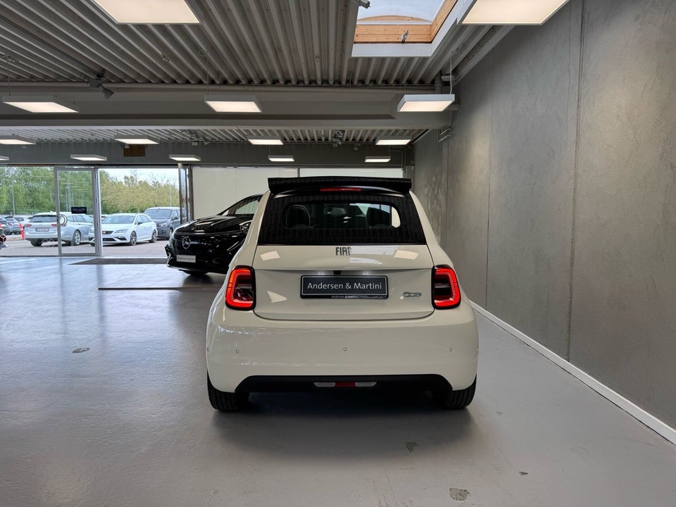 Fiat 500e 42 la Prima by Bocelli Cabrio 2d