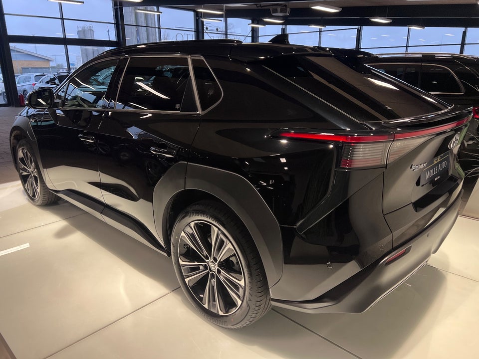 Toyota bZ4X Executive Premium 5d
