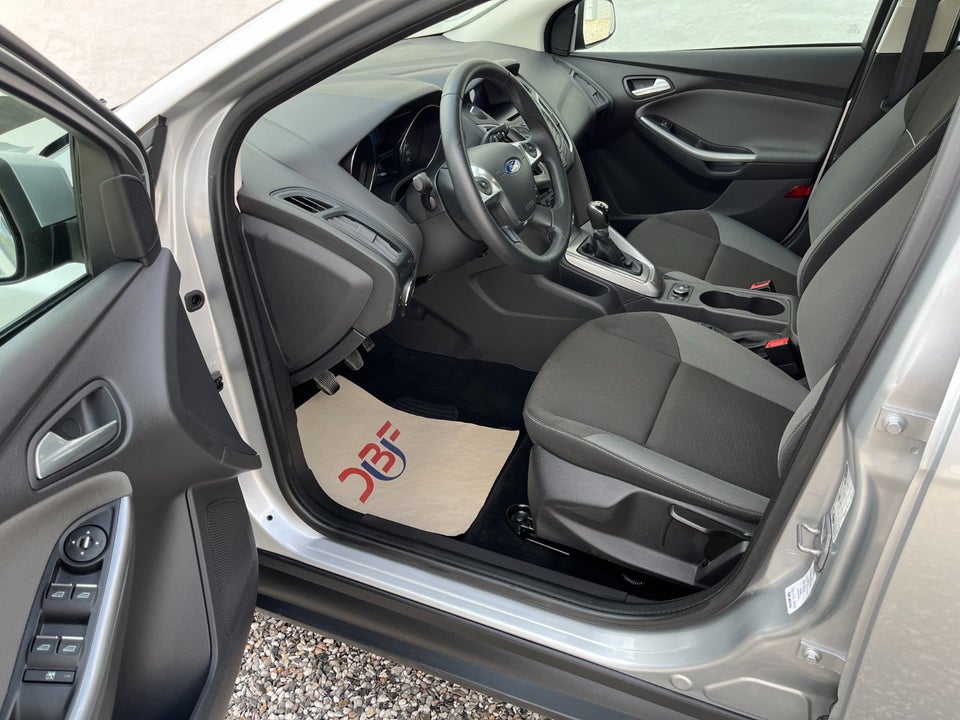 Ford Focus 1,6 Ti-VCT 105 Trend 5d