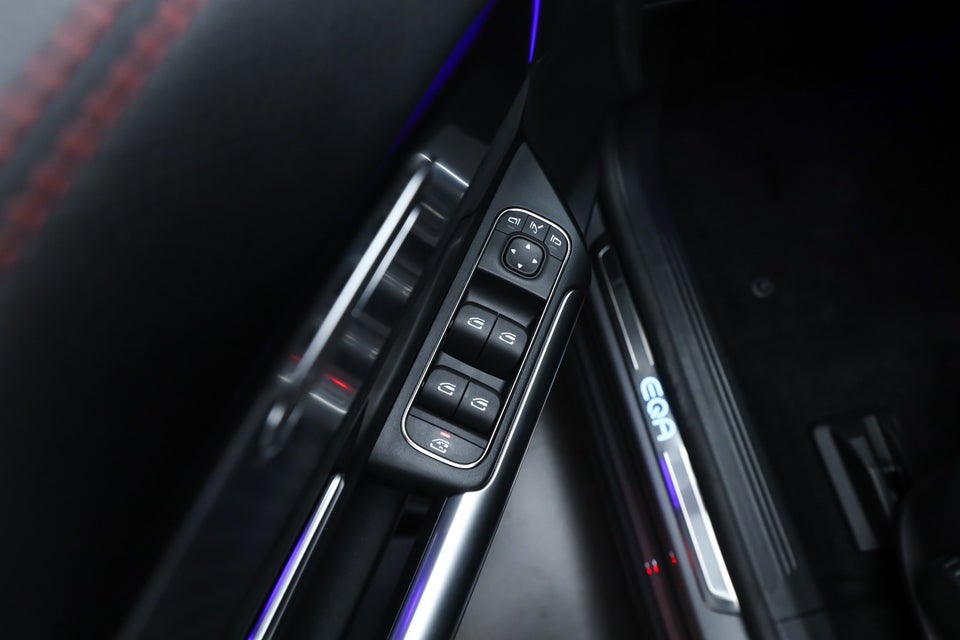Mercedes EQA250+ AMG Advance 5d