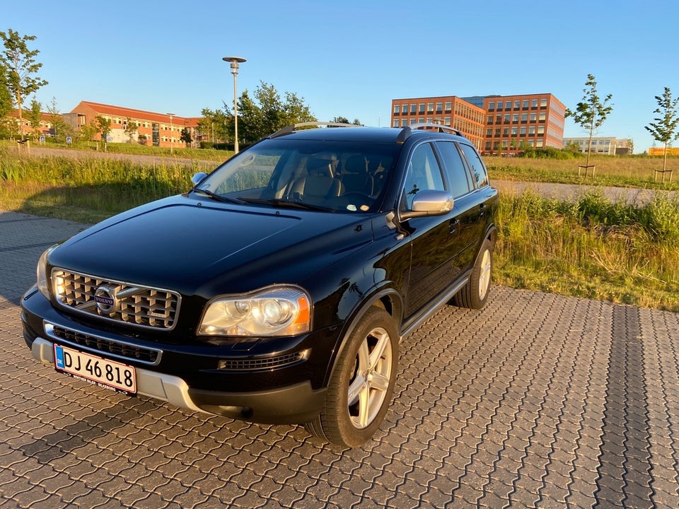 Volvo XC90 2,4 D5 200 R-Design aut. AWD 7prs 5d