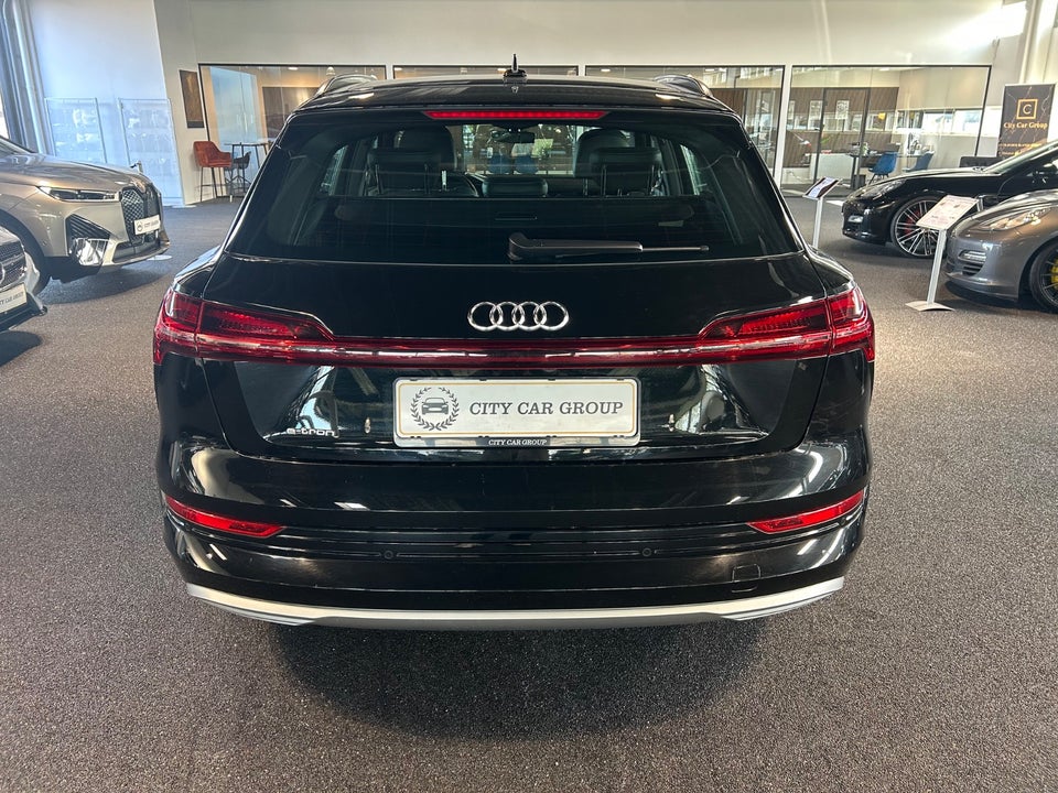 Audi e-tron 55 S-line quattro 5d