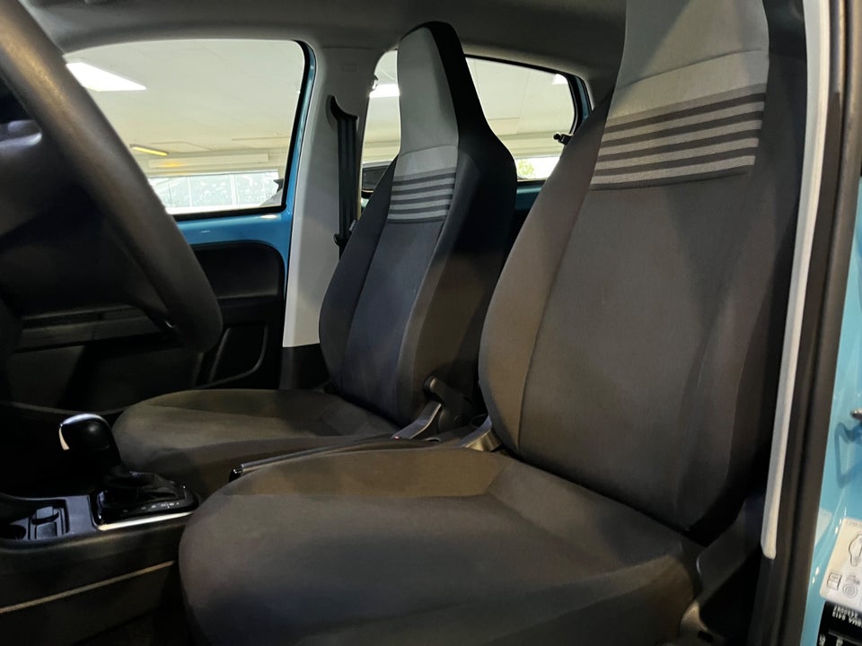 VW e-Up! Move Up! 5d