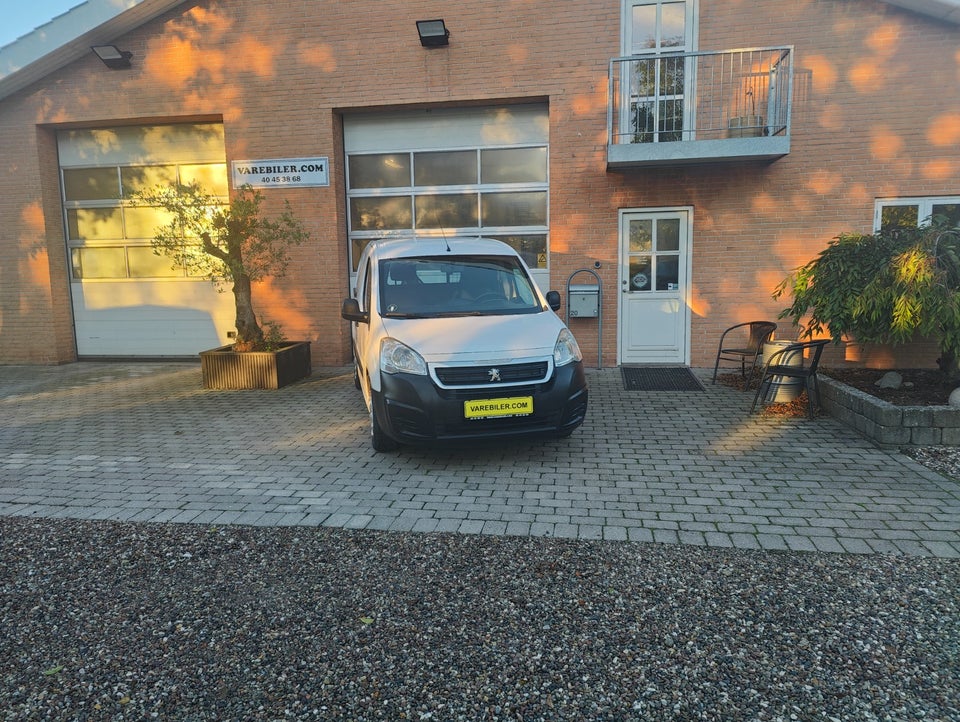 Peugeot Partner 1,6 BlueHDi 75 L1 Flex Van 5d