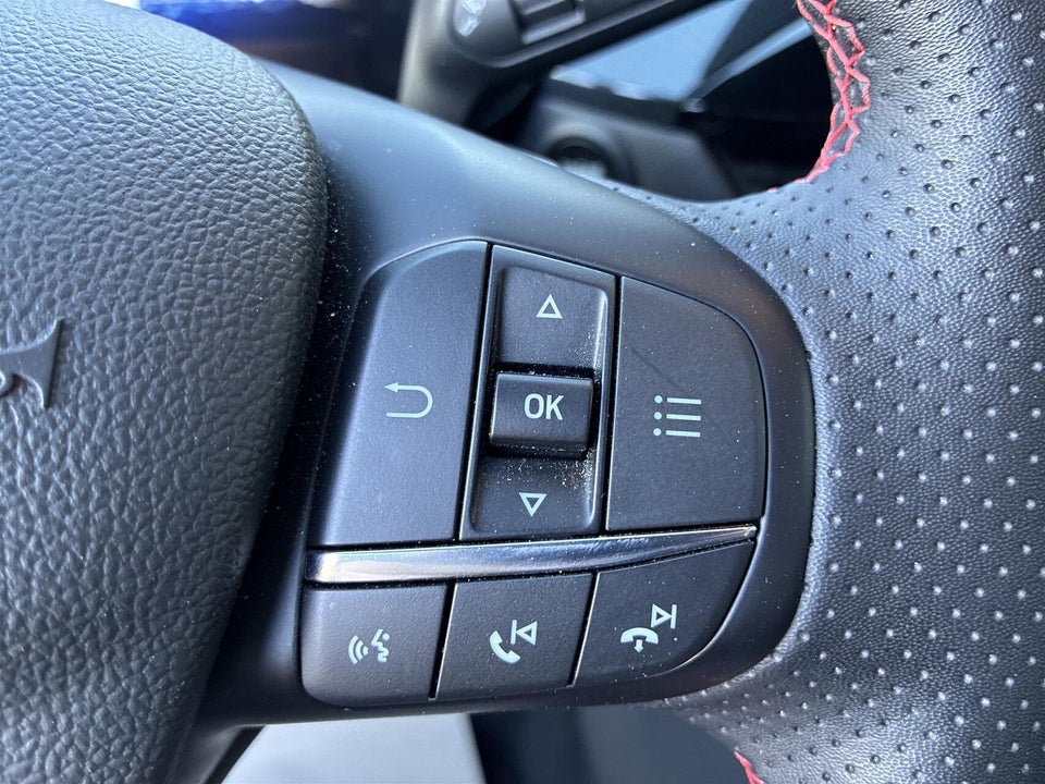 Ford Kuga 2,5 PHEV ST-Line X CVT 5d
