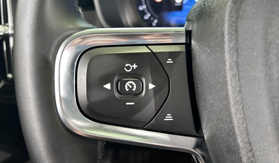 Volvo XC40 P6 ReCharge Plus 5d