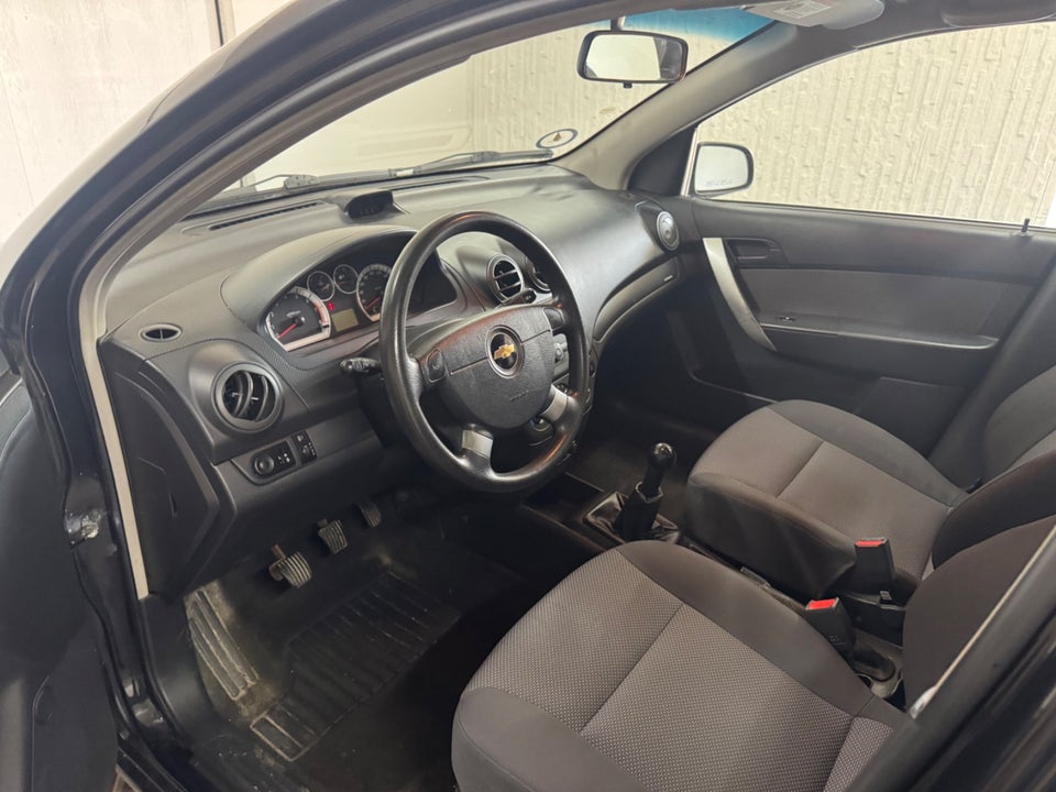 Chevrolet Aveo 1,2 Base 5d