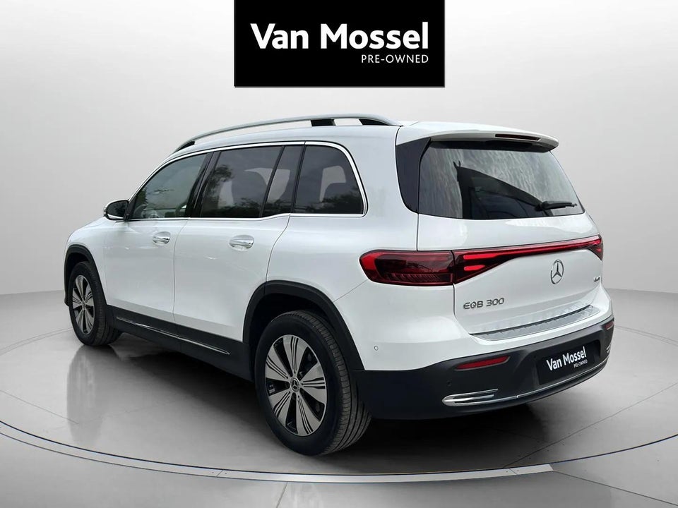 Mercedes EQB300 Progressive Advance Plus 4Matic 5d